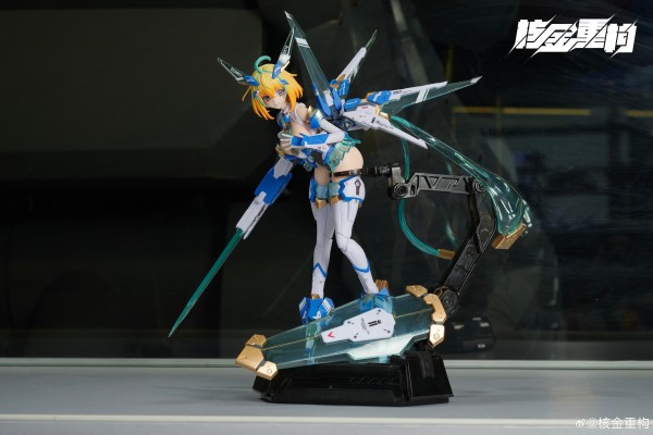 索菲亚·F·希琳 碧蓝兔子