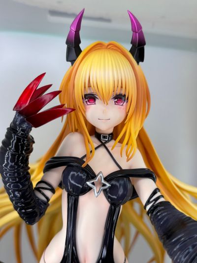 出包王女DARKNESS 金色暗影 DARKNESS