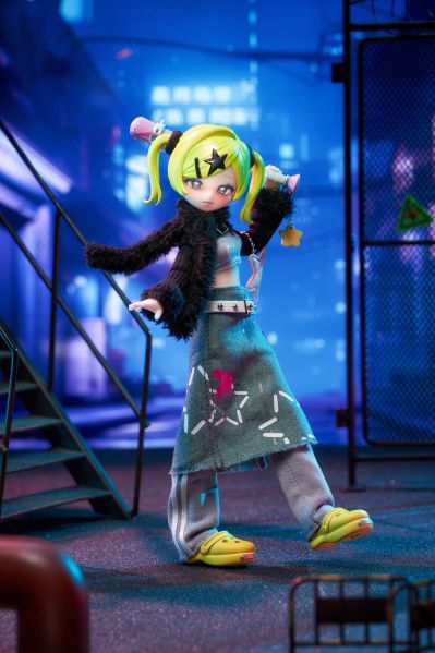 EVE LYNNA 二代双面杀手系列可动人偶盲盒