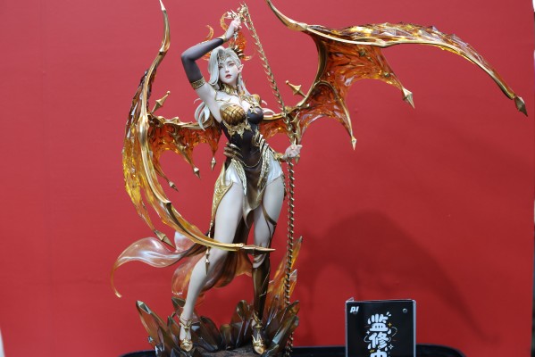 和平精英 圣域龙灵 瑞拉