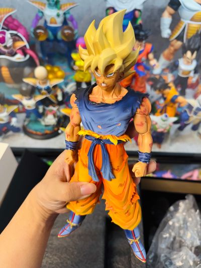 S.H.Figuarts 超级赛亚人 孙悟空 愤怒的战士