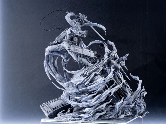 进击的巨人 - 艾伦 vs 超大型巨人