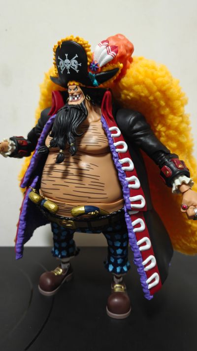 S.H.Figuarts 马歇尔·D·提奇 -四皇-