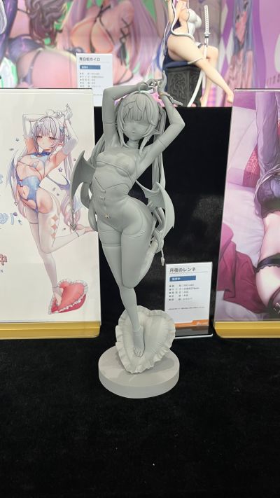 香槟与玫瑰兔女郎