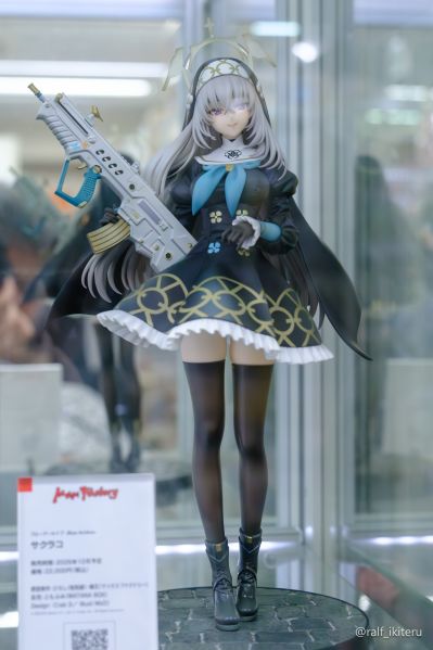 蔚蓝档案 歌住樱子