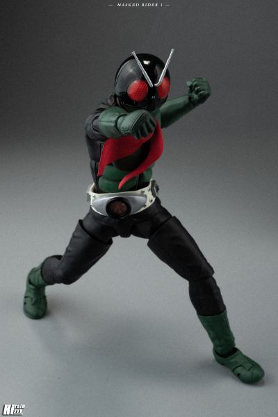 S.H.Figuarts（真骨雕制法）  假面骑士1号（樱岛款） 荣耀昭和骑士版