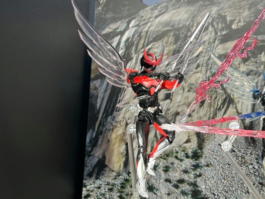 S.H.Figuarts（真骨雕制法） 银翼超人 三角终结套装