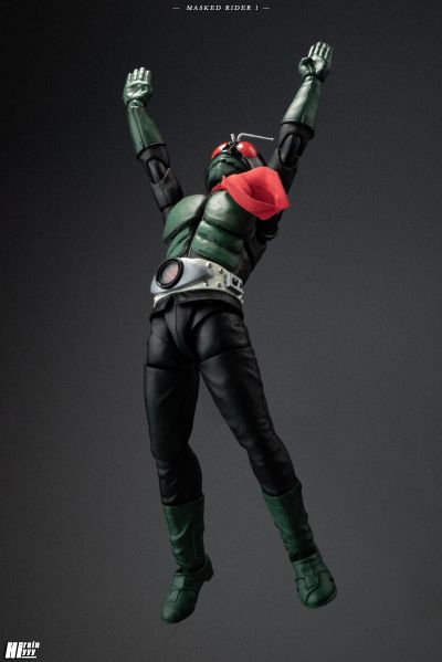 S.H.Figuarts（真骨雕制法）  假面骑士1号（樱岛款） 荣耀昭和骑士版