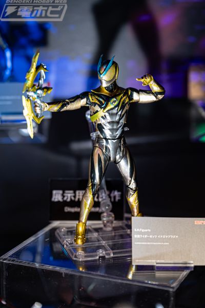 S.H.Figuarts 假面骑士ZZZ 电光瞬闪等离体子