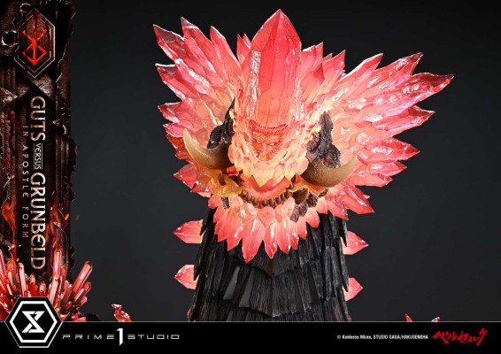 Ultimate Diorama Masterline 剑风传奇 格斯 vs 古伦贝鲁多（使徒形态）