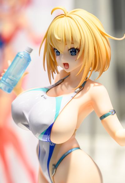 兔女郎服装计划 索菲亚· F· 希琳 高叉泳装版