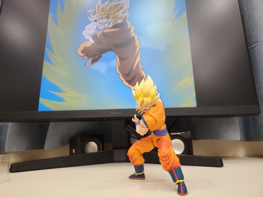 S.H.Figuarts 超级赛亚人孙悟空〈决战开幕〉