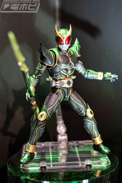 S.H.Figuarts（真骨雕制法）假面骑士空我 究极形态 -凄厉的战士空我