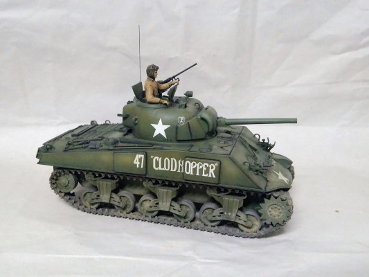 35250 1/35 美国 谢尔曼 75mm炮 后期型（前线冲锋）