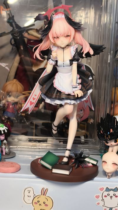 蔚蓝档案 下江小春 图书馆见习女仆