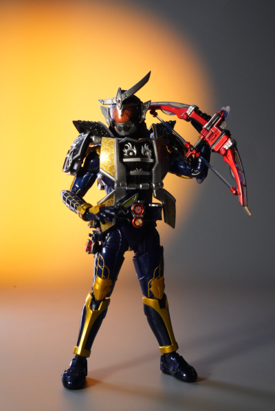 S.H.Figuarts（真骨雕制法） 假面骑士铠武 阵羽柠檬武装