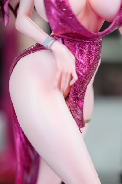 绝对纯白魔法少女 仓本艾丽卡 礼服