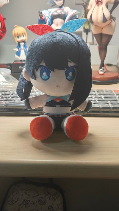 古立特宇宙 Dreamy Divas PuniPuni坐姿毛绒娃娃 宝多六花