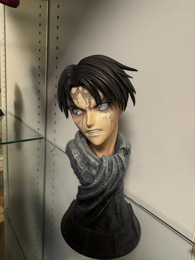 UPMAOT-02S 进击的巨人 利威尔 VS 兽之巨人