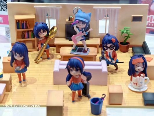 米塔  善良米塔、持刀邪恶米塔