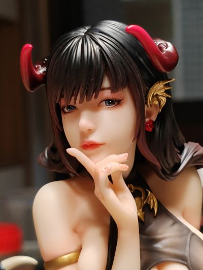 娜芙 1/6真丝袜&温感变色 写实PVC手办