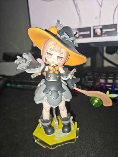 异世界旅行手帐 02 新手法师 玛尔丝·斯托克