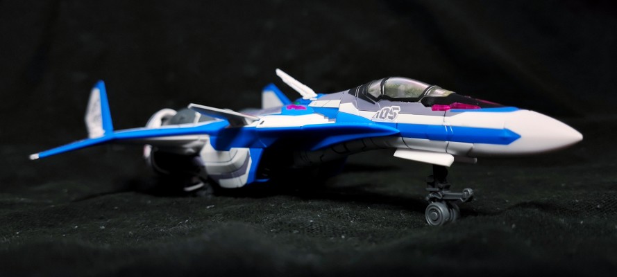 HG 1/100 VF-31J 齐格飞（疾风·英梅尔曼专用机）