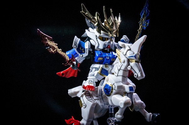 BB戦士 三国伝 动画版 046 真 翔烈帝 龍装 刘备高达・天玉鎧 蒼龍