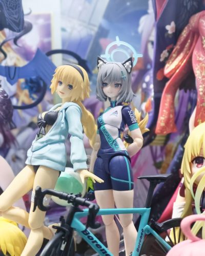figma#644/644-DX 蔚蓝档案 砂狼白子 骑行