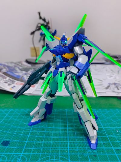HGAGE#27 1/144 机动战士高达AGE AGE-FX 高达AGE-FX