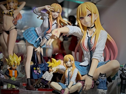 TENITOL 更衣人偶坠入爱河 大号压泡面人偶 喜多川海梦