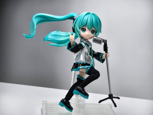 布鲁可积木人 绮遇版 初音未来 公式服