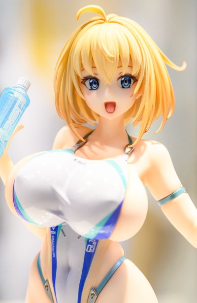 兔女郎服装计划 索菲亚· F· 希琳 高叉泳装版