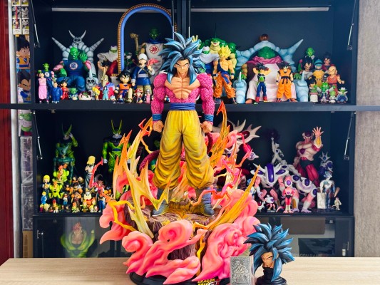 巨型系列 龙珠GT 孙悟空 超级赛亚人4