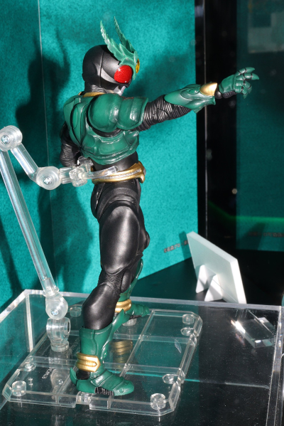 S.H.Figuarts（真骨雕制法） 假面骑士基尔斯