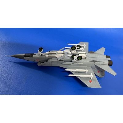 1/144 米格31 猎狐犬