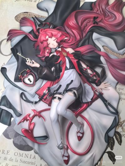 明日方舟 妮芙 心ver.