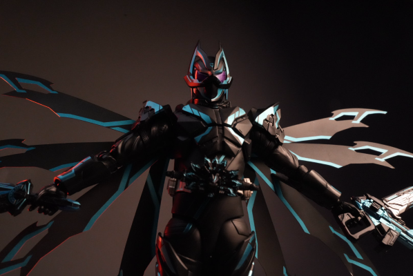 S.H.Figuarts 假面骑士X极狐