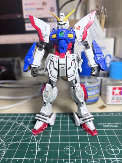RG 1/144 闪光高达