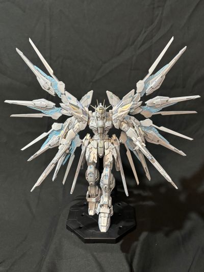 MGEX 1/100 强袭自由高达 [暮光涂层]