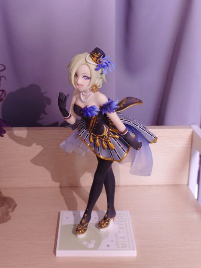 爱与演唱会！虹咲学园学园偶像同好会 米娅·泰勒