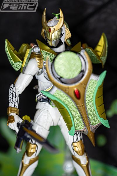 S.H.Figuarts（真骨雕制法）假面骑士斩月 密瓜武装