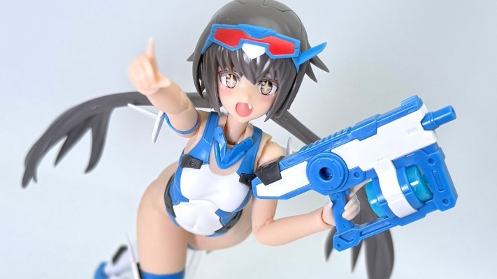 机甲少女 短剑 泳装 蓝色冲击配色