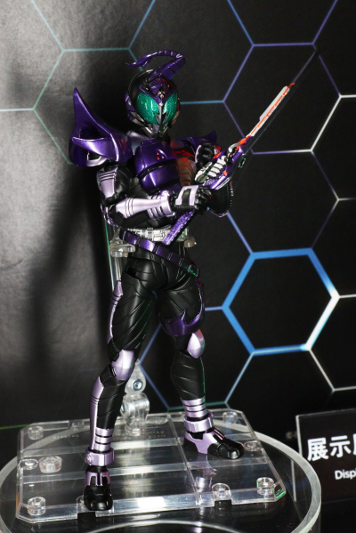 S.H.Figuarts（真骨雕制法） 假面骑士剑蝎 骑士形态