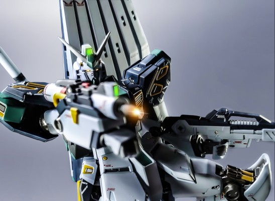 METAL ROBOT魂 （Ka版）＜机动战士系列＞ 量产型ν高达（飞翼浮游炮装备）