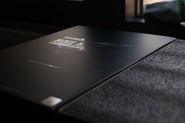 最终幻想7重制版第二部 PLAY ARTS真 文森特·瓦伦汀