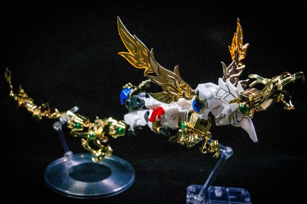 BB戦士 三国伝 动画版 046 真 翔烈帝 龍装 刘备高达・天玉鎧 蒼龍