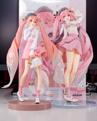 POP UP PARADE 初音未来 樱花未来 赏花穿搭