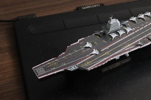 编号:8601 1/2000 中国海军 003型航空母舰 福建舰 涂装完成品