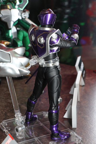 S.H.Figuarts（真骨雕制法） 假面骑士王蛇